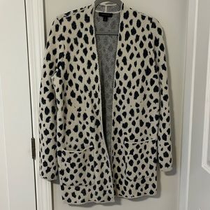 Ann Taylor leopard print cardigan in size Medium